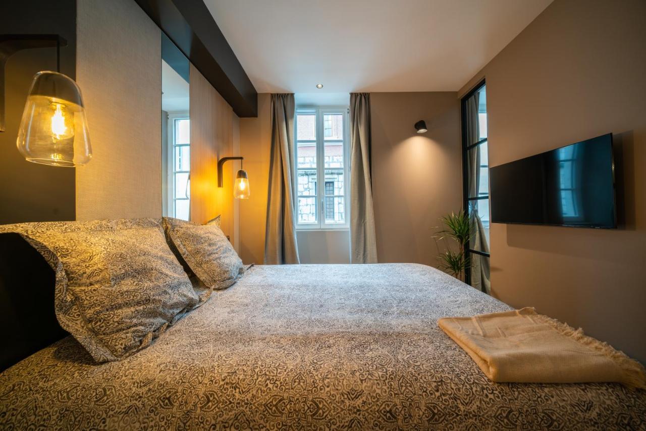 Le Luxury Design De La Vieille Ville Annecy Exteriör bild